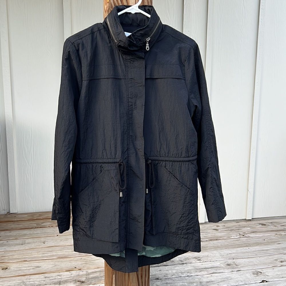 Black Lightweight Anorak/ Utility Jacket w optional hood & drawstring waist